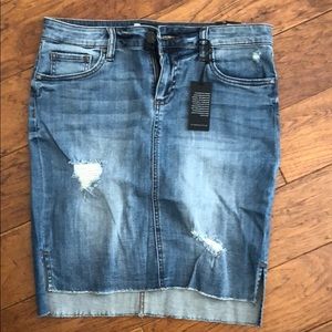 NWT KUT Stretch Skirt Sz 8